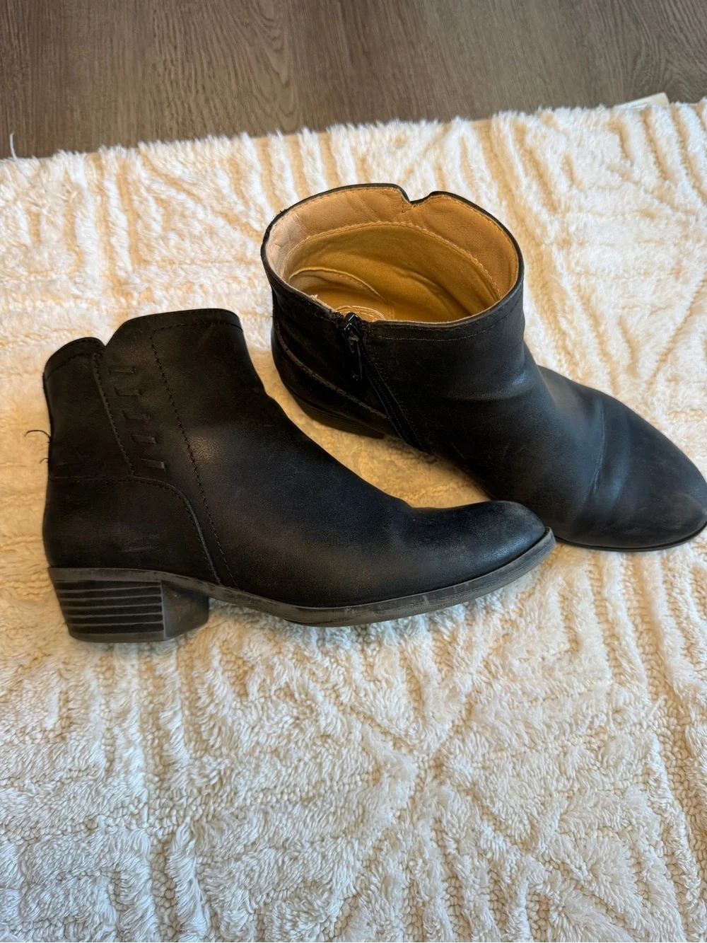 Women's Black Ankle Boots - Sleek Zip-Up Leather Booties